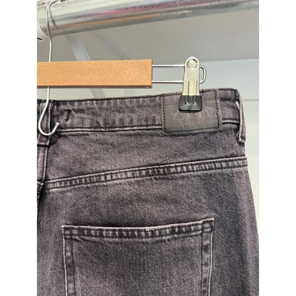 Zara Women's High-Rise Straight Leg Boot Cut Jeans Black Size 14 US - Picture 4 of 12